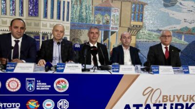 Pazar günü gerçekleştirilecek 90. Büyük Atatürk Koşusu’nun tanıtım toplantısı gerçekleştirildi.