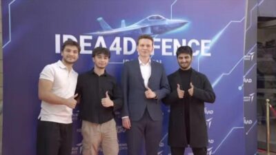 Aydın Adnan Menderes Üniversitesi (ADÜ) havacılık takımı üyeleri, Türk Havacılık