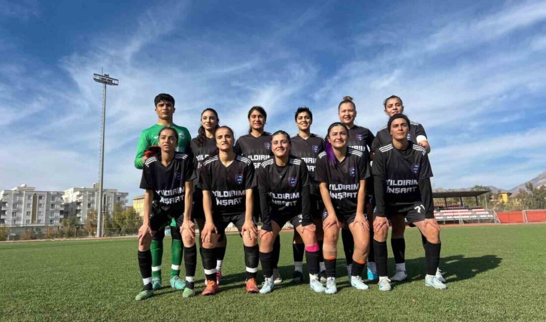 Türkiye Futbol Federasyonu (TFF) Kadınlar 2. Ligi’nde mücadele eden Ağrı