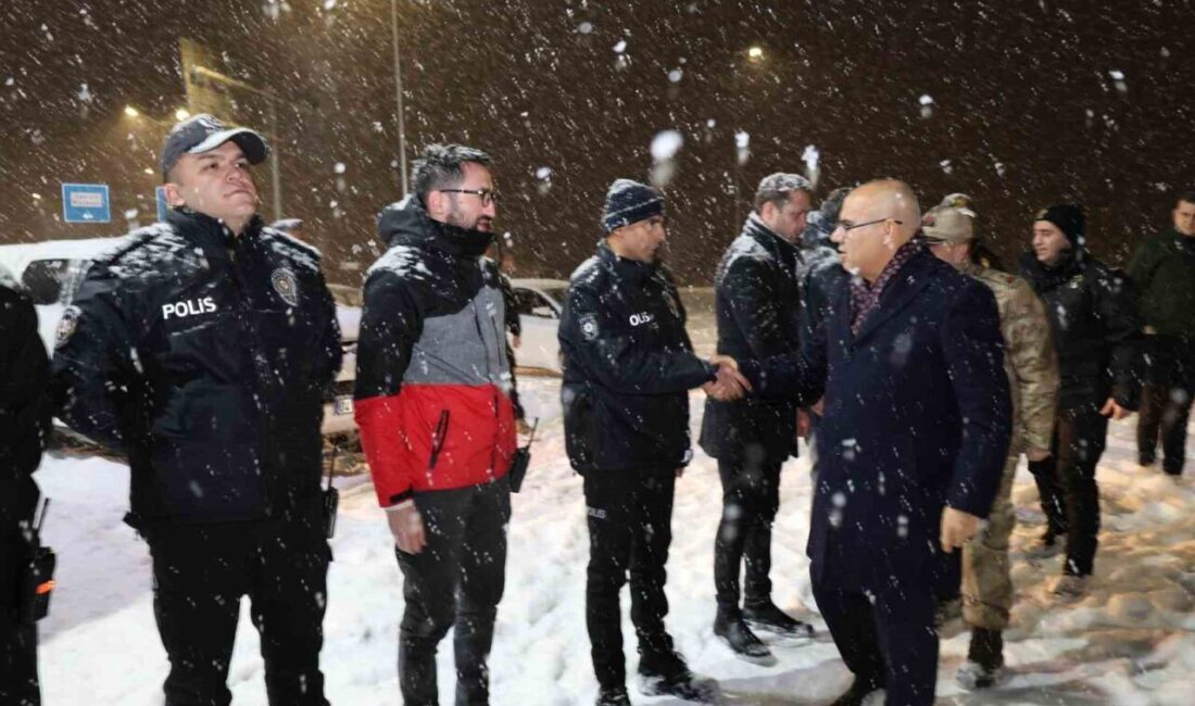 Ağrı Valisi Mustafa Koç, 2025 yılının son gününde 112 Acil