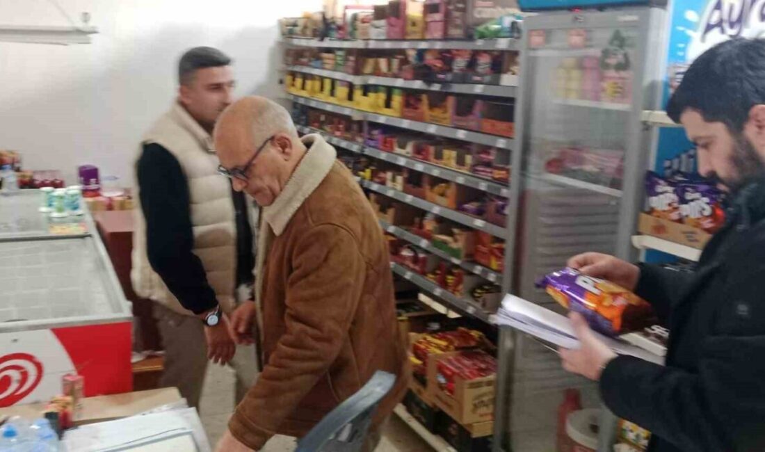 Ağrı İl Milli Eğitim Müdürlüğü tarafından görevlendirilen ekipler, il merkezindeki