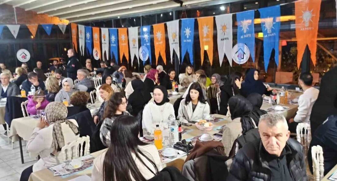 Zonguldak’ın Devrek ilçesinde AK Parti İlçe Teşkilatı tarafından Danışma Meclisi