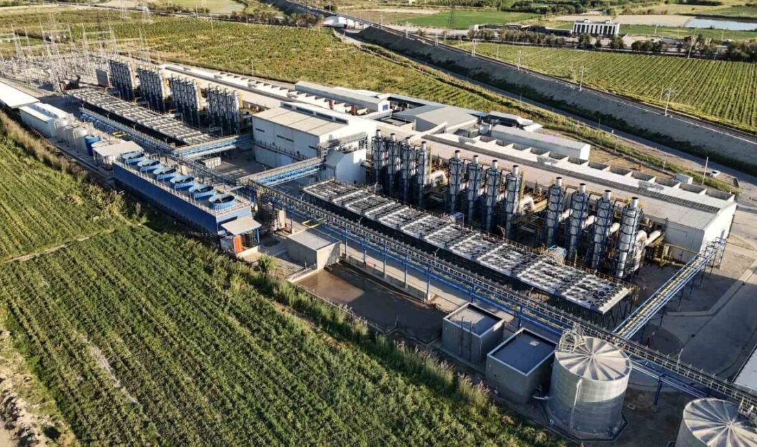 Aksa Enerji, Özbekistan’ın Buhara kentindeki 50 yıllık bir okulun spor