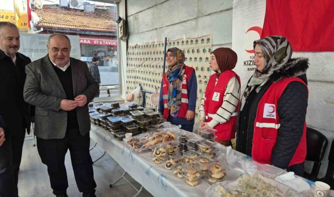Kızılay Bartın Şubesi tarafından düzenlenen etkinlikle, ev hanımlarının el işleri