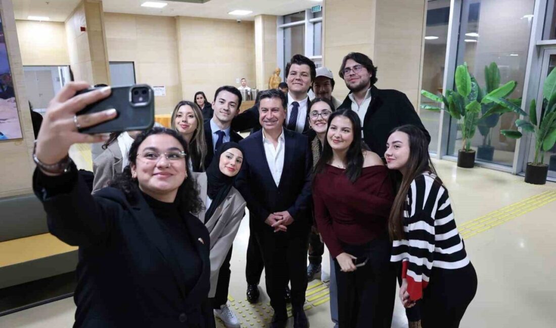 Muğla Gençlik Meclisi tarafından gerçekleştirilen buluşmada Gençlik Meclisi’nin yapısı ve