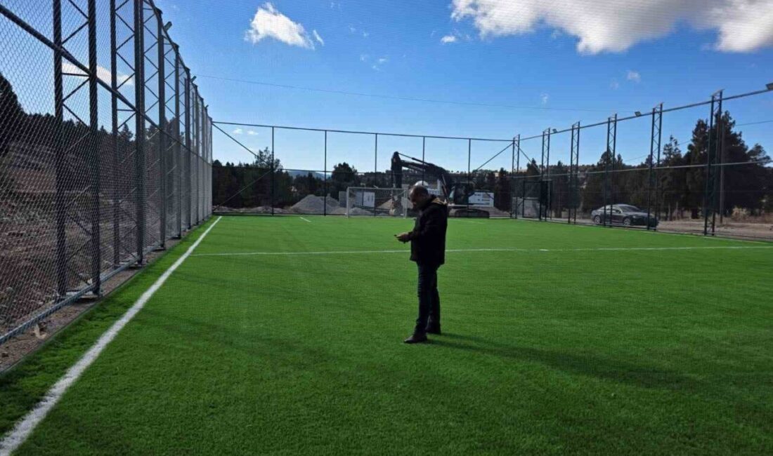 Adana’nın Saimbeyli İlçesi Belediye Başkanı Mahmut Dal,” Saimbeyli’mizin her mahallesine