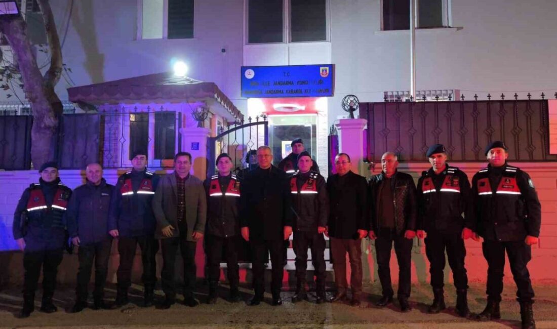 Karabiga Belediye Başkanı Ahmet Elbi ve Belediye Meclis Üyeleri, yeni