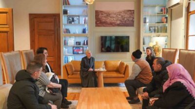 Bilecik Belediye Başkanı Melek Mızrak Subaşı, Halk Günü’nde vatandaşları dinleyerek