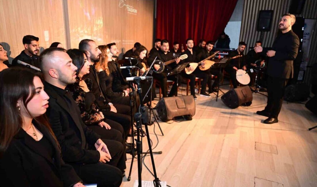 Battalgazi Belediyesi tarafından düzenlenen “Asırlık Hikâyeleriyle Malatya Türküleri” musiki programı,