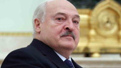 Belarus Devlet Başkanı Aleksandr Lukaşenko, yeni yıl öncesinde 15’i kadın