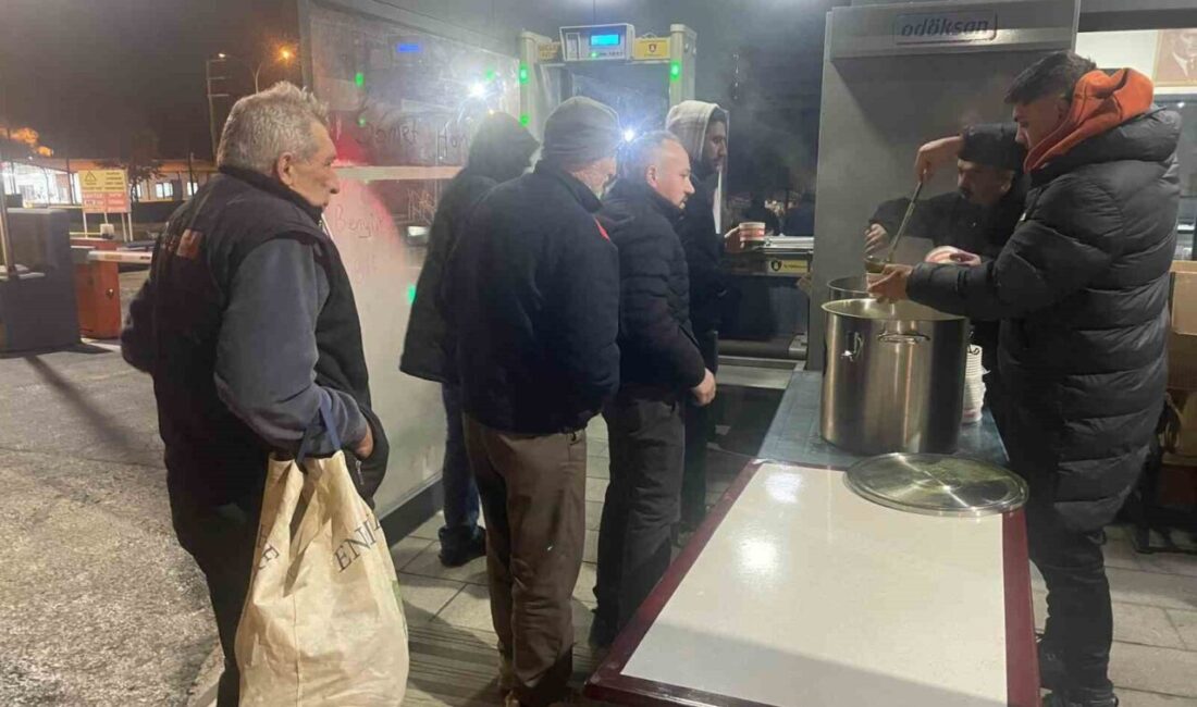 Bilecik’in Osmaneli İlçe Belediye tarafından fabrikalarda çalışan vatandaşlara ücretsiz sabah