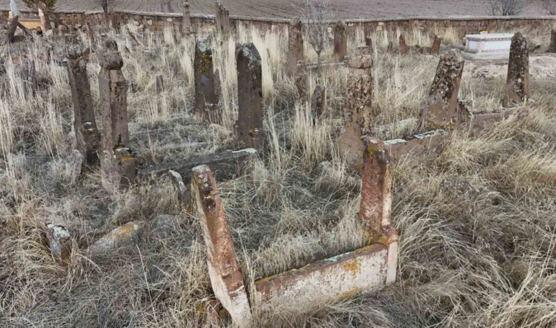 Kayseri’nin Tomarza ilçesindeki Türk dönemi mezar taşlarının, Türk kültürünün Orta