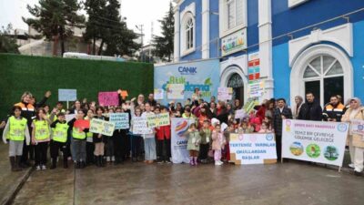 Samsun’un Canik Belediye Başkanı İbrahim Sandıkçı, Canik Sıfır Atık Marketi’yle