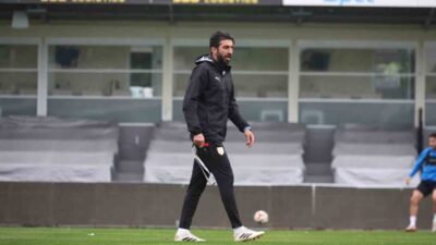 Bodrum FK Teknik Direktörü Burhan Eşer, Amed Sportif Faaliyetler’in güçlü