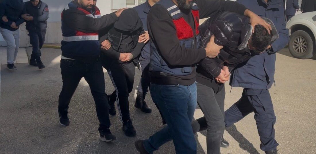 Bursa İl Jandarma Komutanlığı Narkotik Suçlarla Mücadele ekipleri, uyuşturucu ile