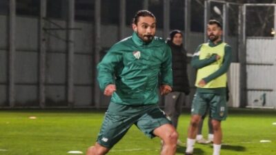 Bursaspor, devre arası hazırlıklarına akşam saatlerinde Özlüce İbrahim Yazıcı Tesisleri’nde