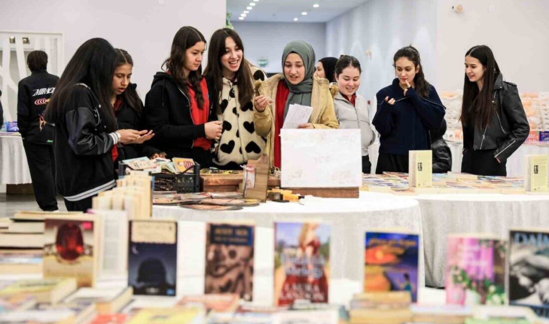 Çameli’de ilk kez düzenlenen Çameli Belediyesi 1. Kitap Günleri, düzenlenen