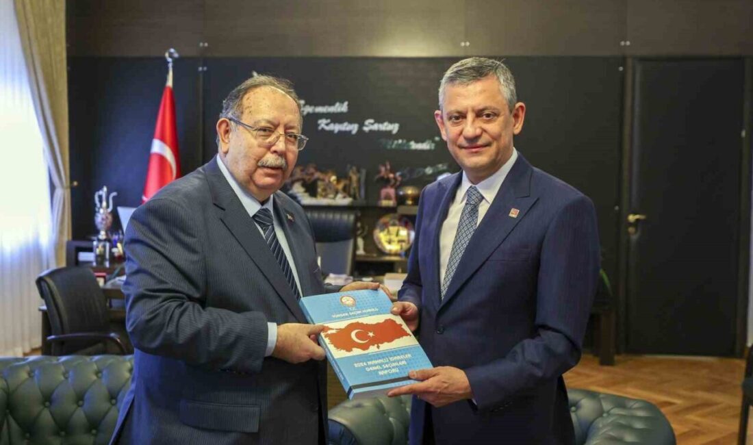 Cumhuriyet Halk Partisi (CHP) Genel Başkanı Özgür Özel, Yüksek Seçim