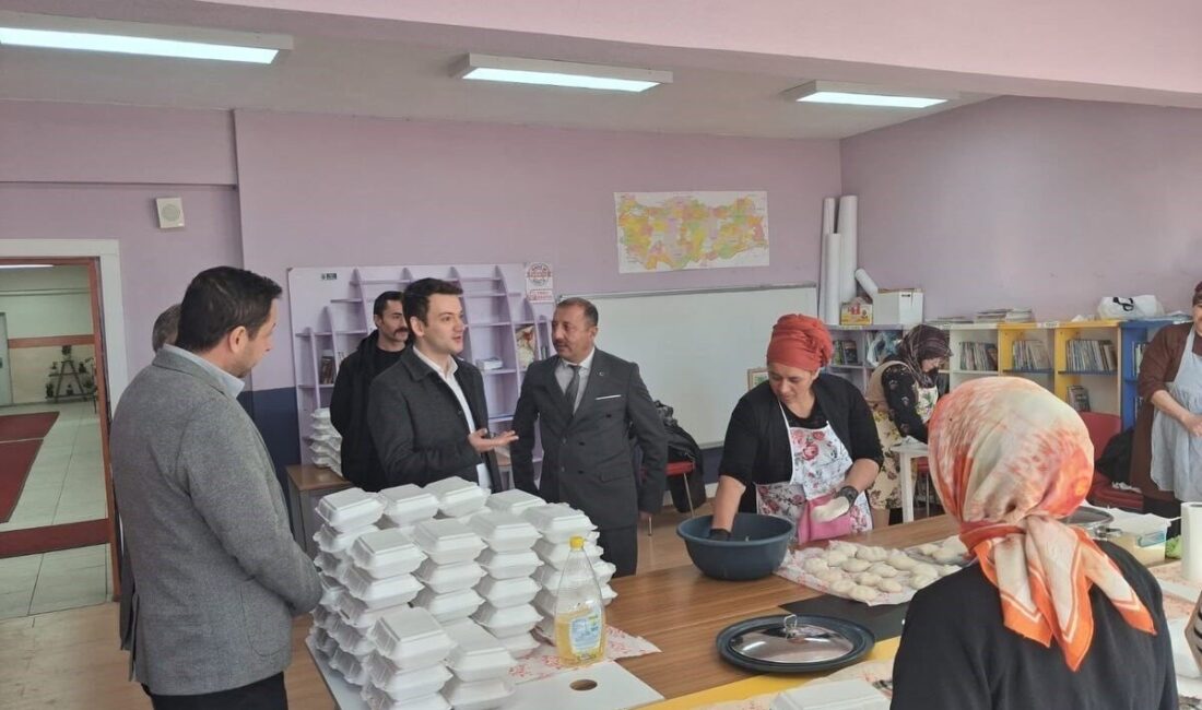 Çıldır İlkokulu bünyesinde düzenlenen Yerli Malı Haftası etkinlikleri bu yıl