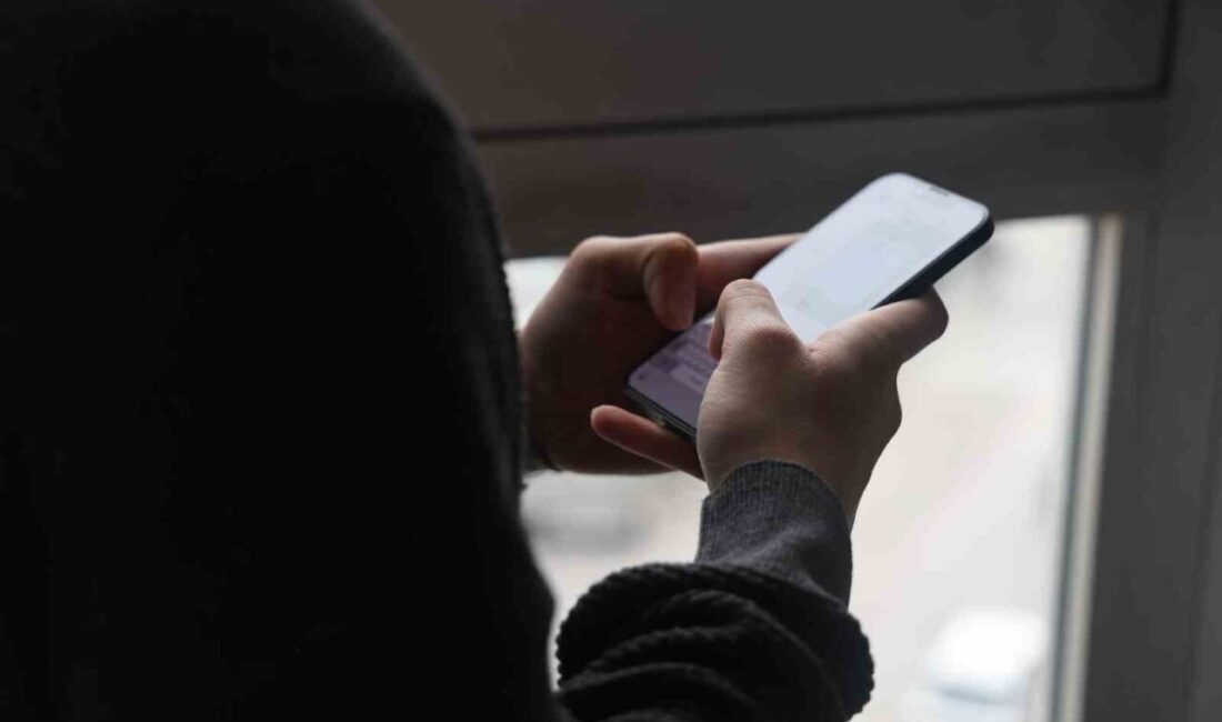 Sosyal medyadaki kısa süreli video içeriklerinden çocukların olumsuz etkilendiğine dikkat