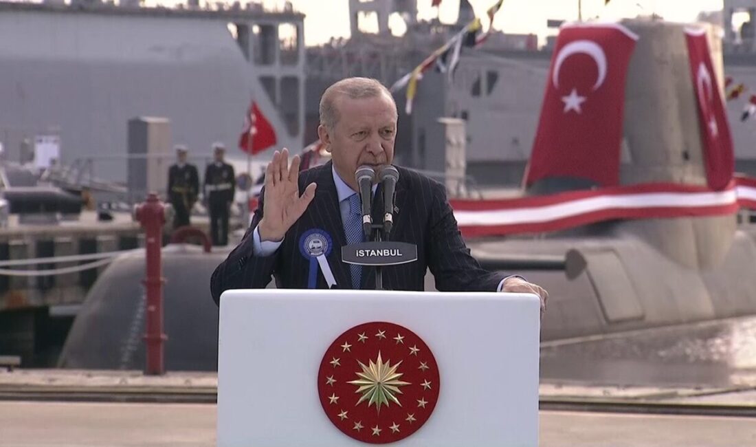 Cumhurbaşkanı Recep Tayyip Erdoğan, İstanbul Tersanesi Komutanlığı’nda düzenlenen “Deniz Platformlarının