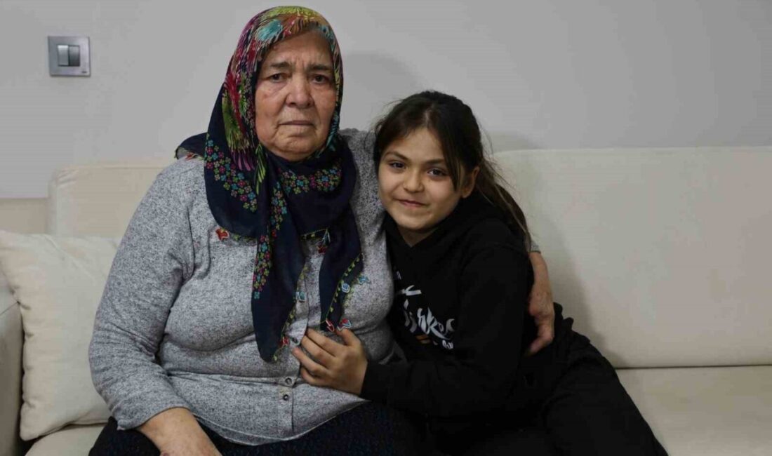 Adana’da depremde evleri yıkılan depremzedeler, yeni yıla yeni evlerinde giriyor.