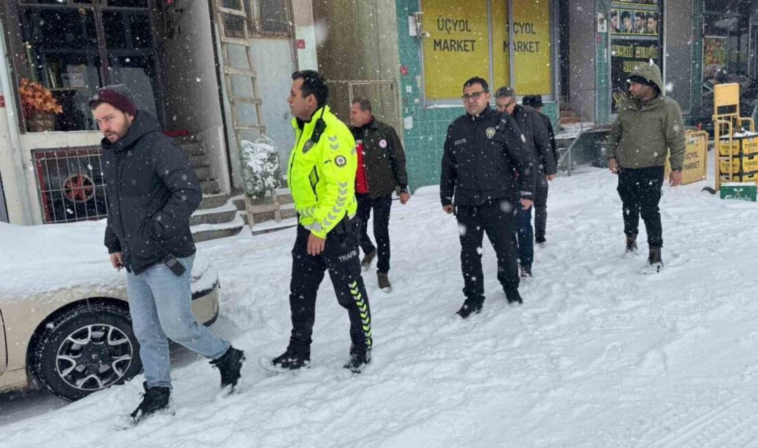 Diyarbakır’ın Dicle ilçesinde yeni yıla saatler kala yılbaşı denetimleri gerçekleştirildi.