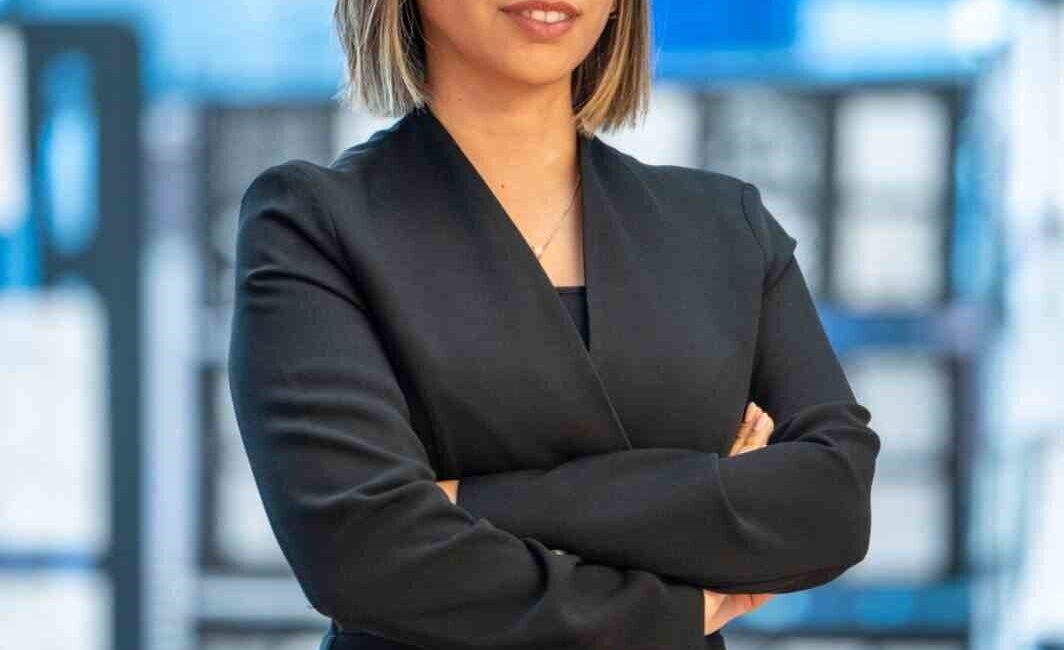 Sosyal medyada gençler arasında fenomen olmak ve karizmatik görünmek isteyenlerin