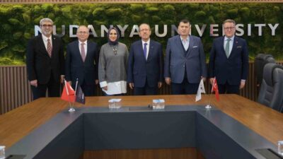 Mudanya Üniversitesi’nin Tecrübe Konuşuyor etkinliğinin konuğu Hayat Sağlık Grubu Yönetim