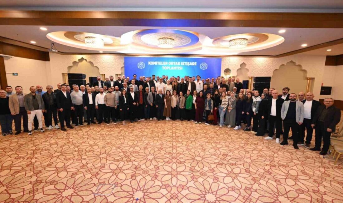 Denizli Ticaret Odası (DTO), ünlü televizyon sunucusu Ekonomist Sami Altınkaya