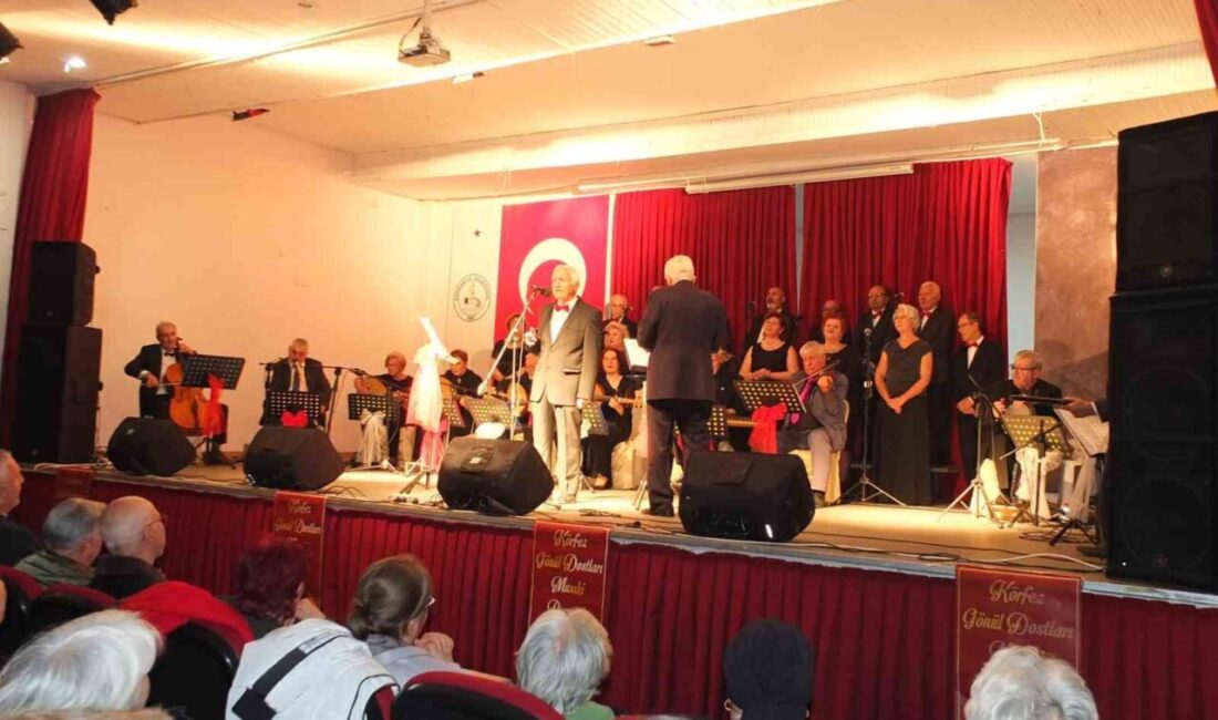 Balıkesir’in Burhaniye ilçesinde, Körfez Gönül Dostları Derneği Korosunun Reha Yurdakul