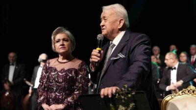 Düzce Belediyesi, Türk sanat müziğinin yaşayan efsanesi Amir Ateş’i sanatseverler