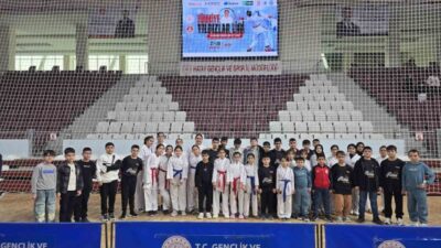 Türkiye Karate Yıldızlar Ligi 2. Etabı’nda Elazığlı sporcular 25 altın,