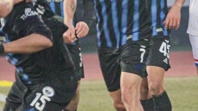 Türkiye 3. Lig ekiplerinden Erciyes 38 Futbol Kulübü, ligin ilk