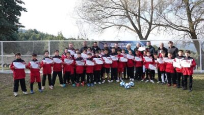 Geleceğin futbolcuları çocuklar için düzenlenen “Geleceğin Yıldızları Futbol ve Gelişim