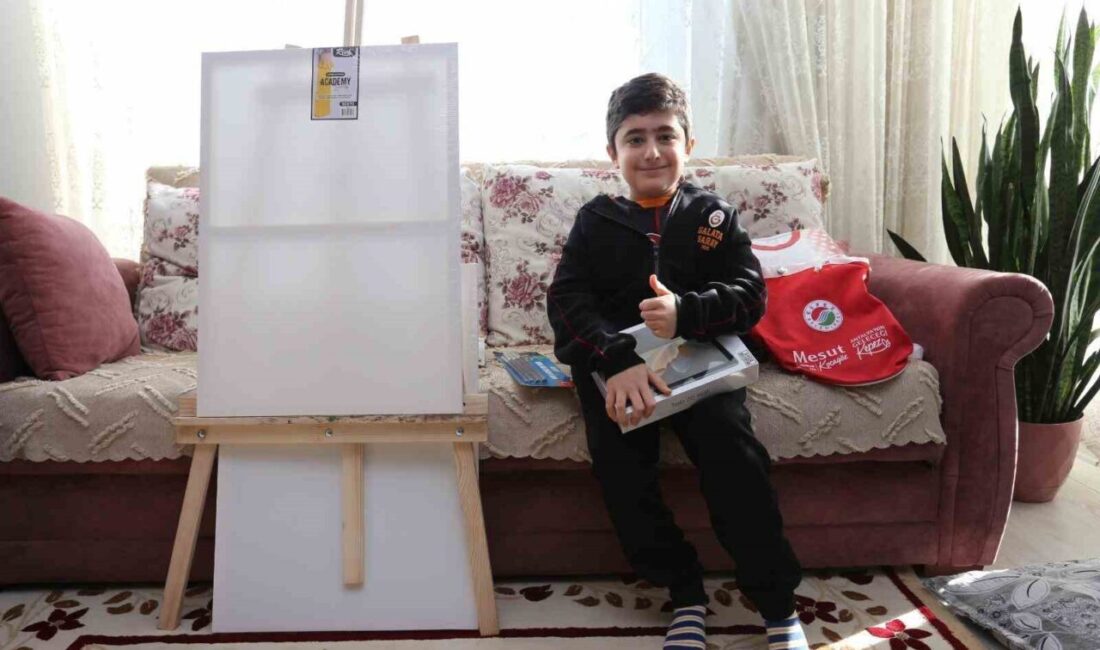 Kepez Belediyesi’nin Engelsiz Sanat Projesi, 13 yaşındaki yetenekli genç ressam