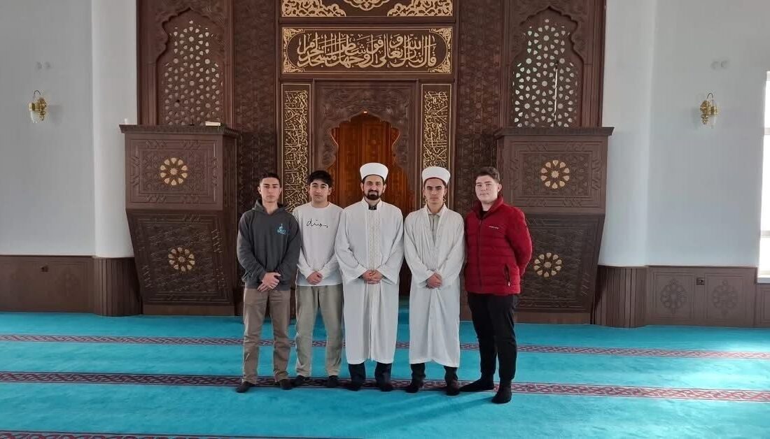 Tepebaşı Gençlik Koordinatörlüğü tarafından, Cami-Genç Cuma Namazı Buluşması kapsamında “Gençler