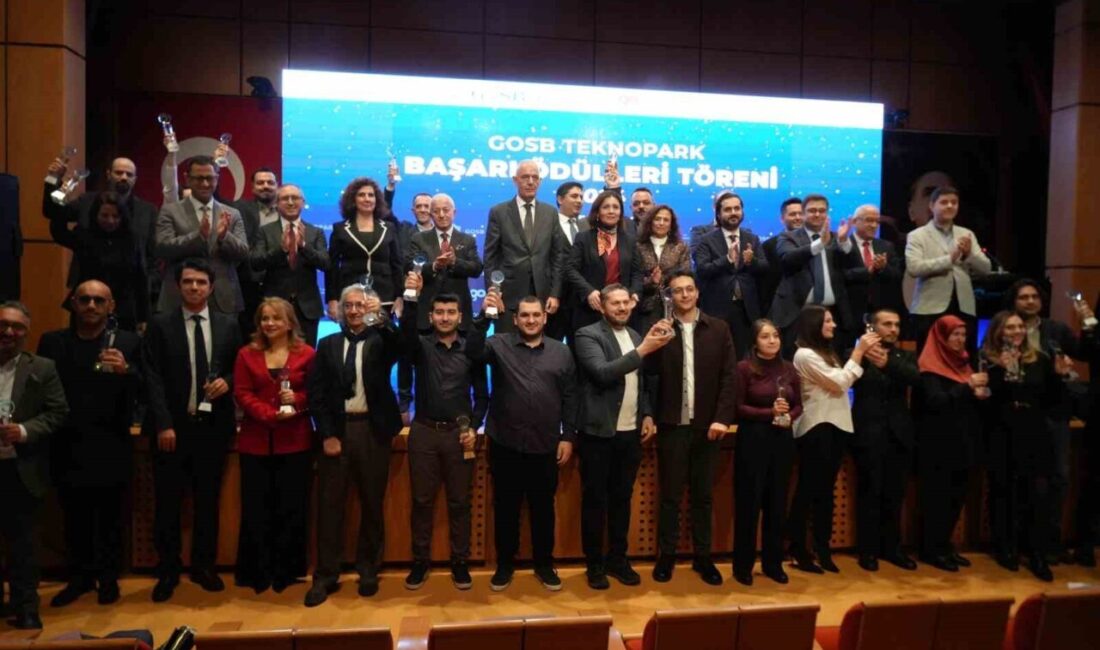 GOSB Teknopark tarafından düzenlenen ödül töreninde, Ar-Ge, inovasyon ve ihracat