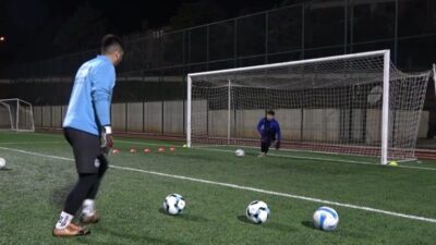 Denizli’de gençleri kötü alışkanlıklardan kurtarmak isteyen imam, iki esnafla birlikte