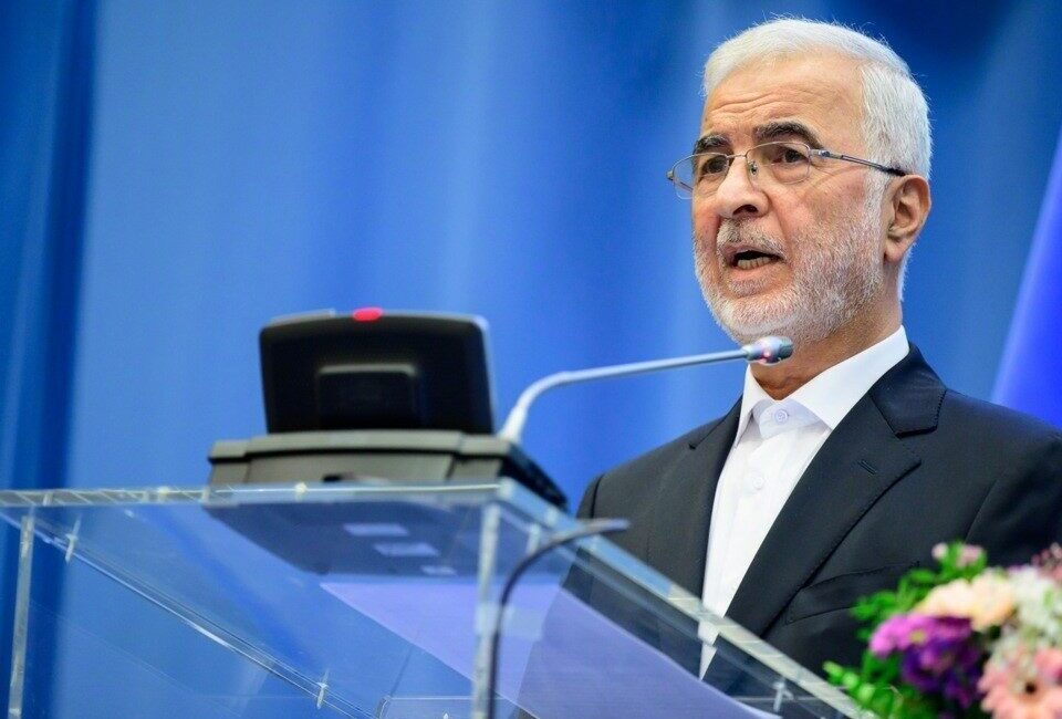 İran İçişleri Bakanı İskender Mumini, ülkenin nüfus artış hızındaki gidişatın