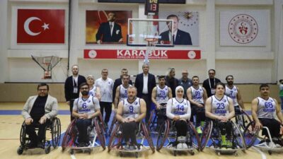 Tekerlekli Sandalye Basketbol Süper Ligi’nde mücadele eden Karabük Demir Kartal
