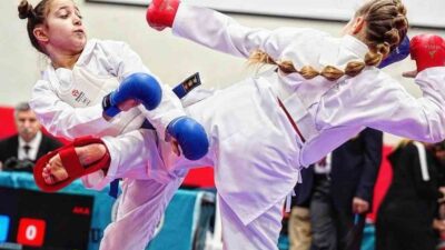 Depremin ardından yaralarını sarmayı sürdüren Hatay’da düzenlenen karate organizasyonunda yaklaşık