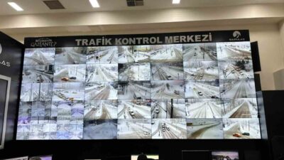 Gaziantep Büyükşehir Belediyesi, kar yağışına karşı yürüttüğü çalışmalarda klasik yöntemleri