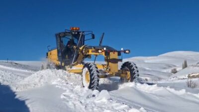 Kars’ta yoğun kar yağışı ve tipiden dolayı kapanan 81 köy