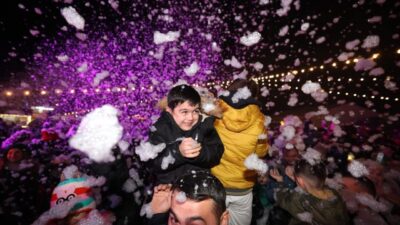 Merkezefendi Belediyesi tarafından düzenlenen Kış Festivali, kış aylarının soğuk günlerinde