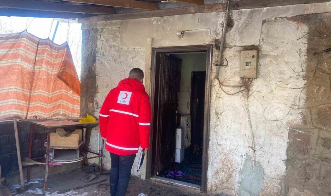 Tunceli’nin Pülümür ilçesinde Kızılay, AFAD ve gönüllülerin katılımıyla gerçekleştirilen çalışmada,