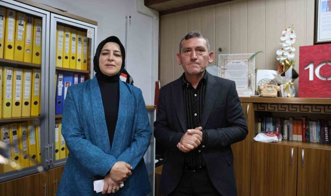 Adana’nın Kozan ilçesinde vefat eden muhtarın yerine yapılan seçimi, 6