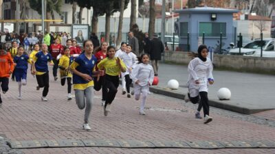 Kula İlçe Milli Eğitim Müdürlüğü tarafından düzenlenen sportif faaliyetler çerçevesinde