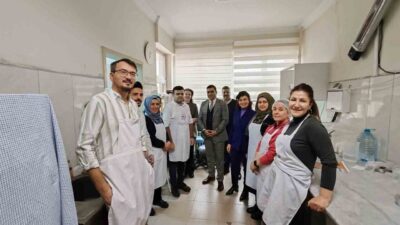 Öğretmen Akademisi Vakfı (ÖRAV) tarafından öğretmenlerin mesleki ve kişisel gelişimlerini