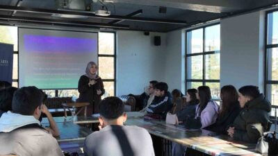 Sakarya Üniversitesinde düzenlenen etkinlikte sınav sürecinde yaşanan kaygı ve stresin